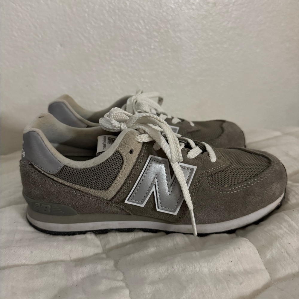 New Balance Women's Athletic Shoes - Gray